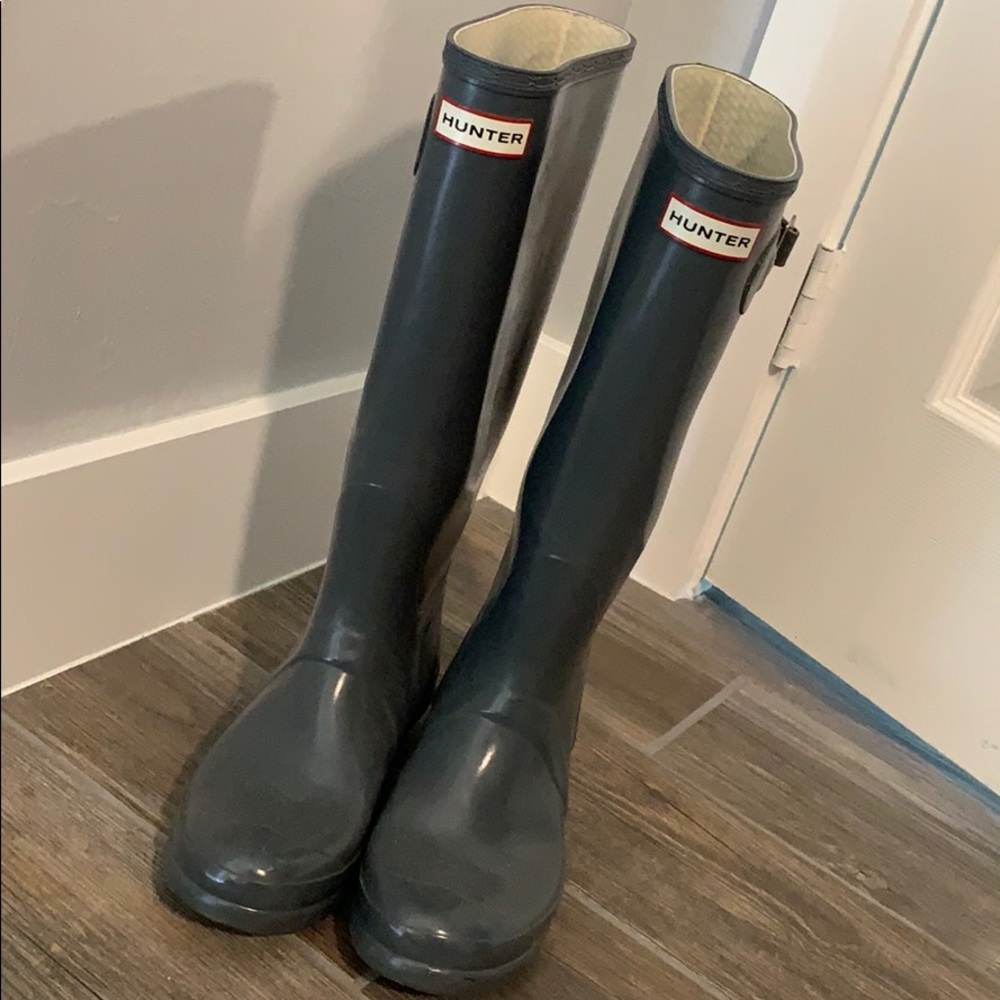 Hunter Women's Tall Rain Boots in Dark Green